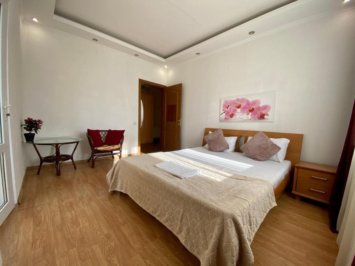Central Apartments Oldenburg Bagian luar foto